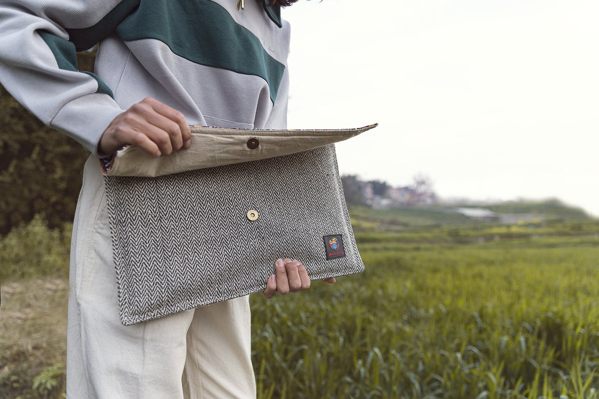 Handmade Hemp Laptop Sleeve: Unique Patterned 15-inch Laptop Case