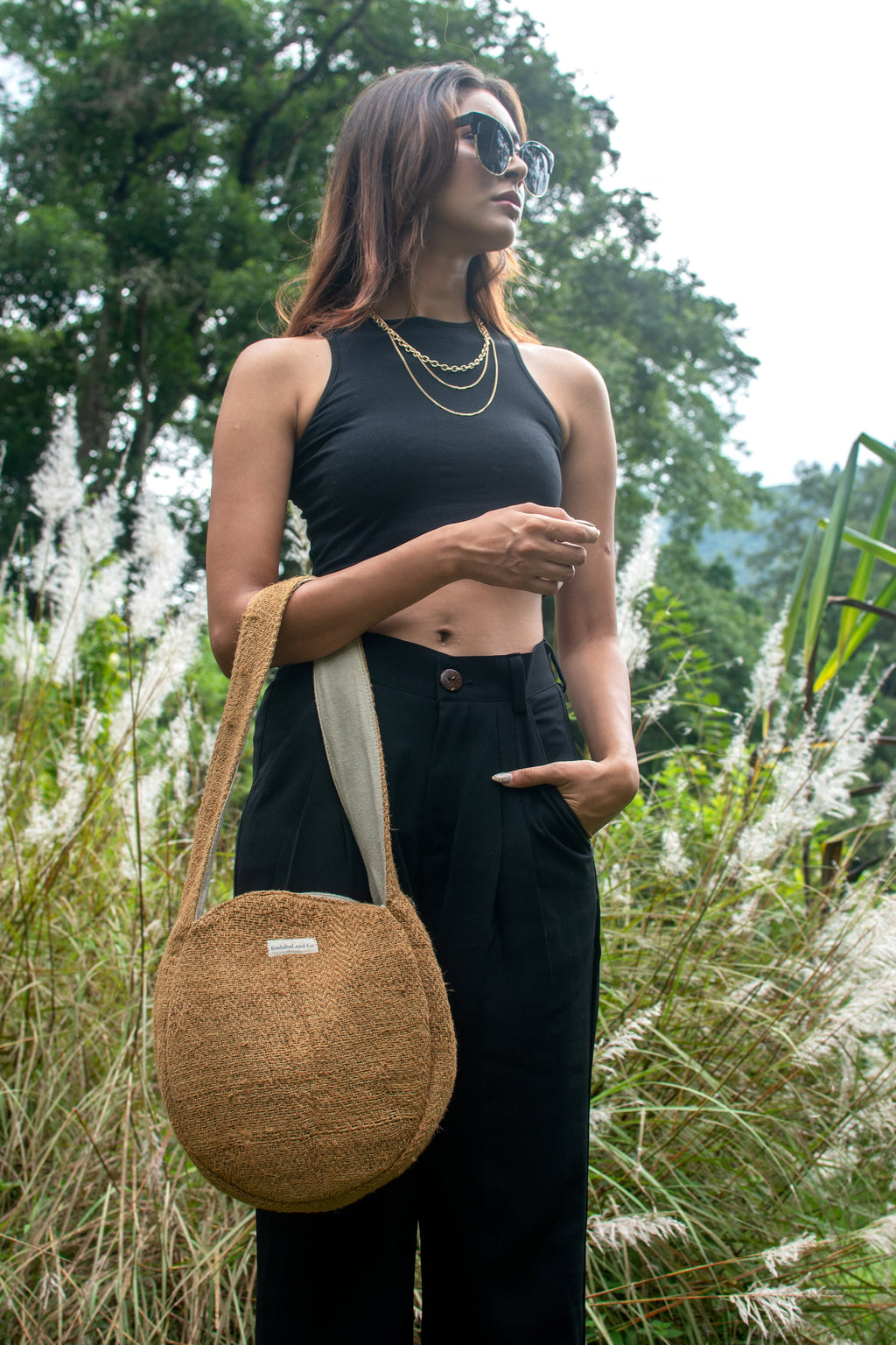 Handmade Hemp Shoulder Bag: Minimalist Handwoven Purse